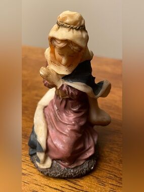 Virgin Mary Madonna Novelty Nativity Hand Painted Porcelain Part RARE
